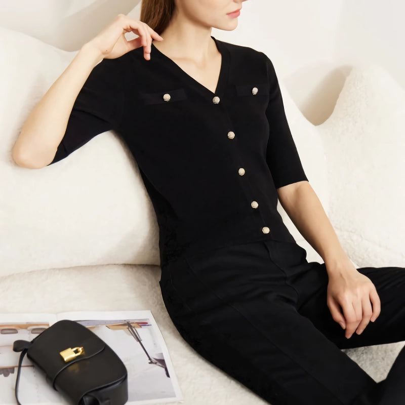 Elegante Strickjacke mit V-Ausschnitt