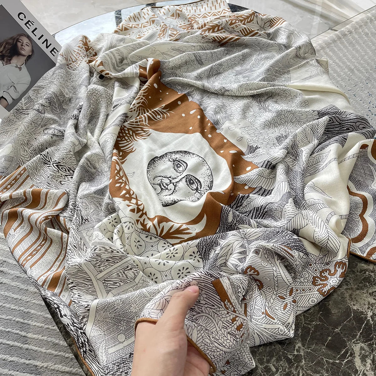 Pashmina-Schal aus Seide und Kaschmir – Schal mit elegantem Aufdruck