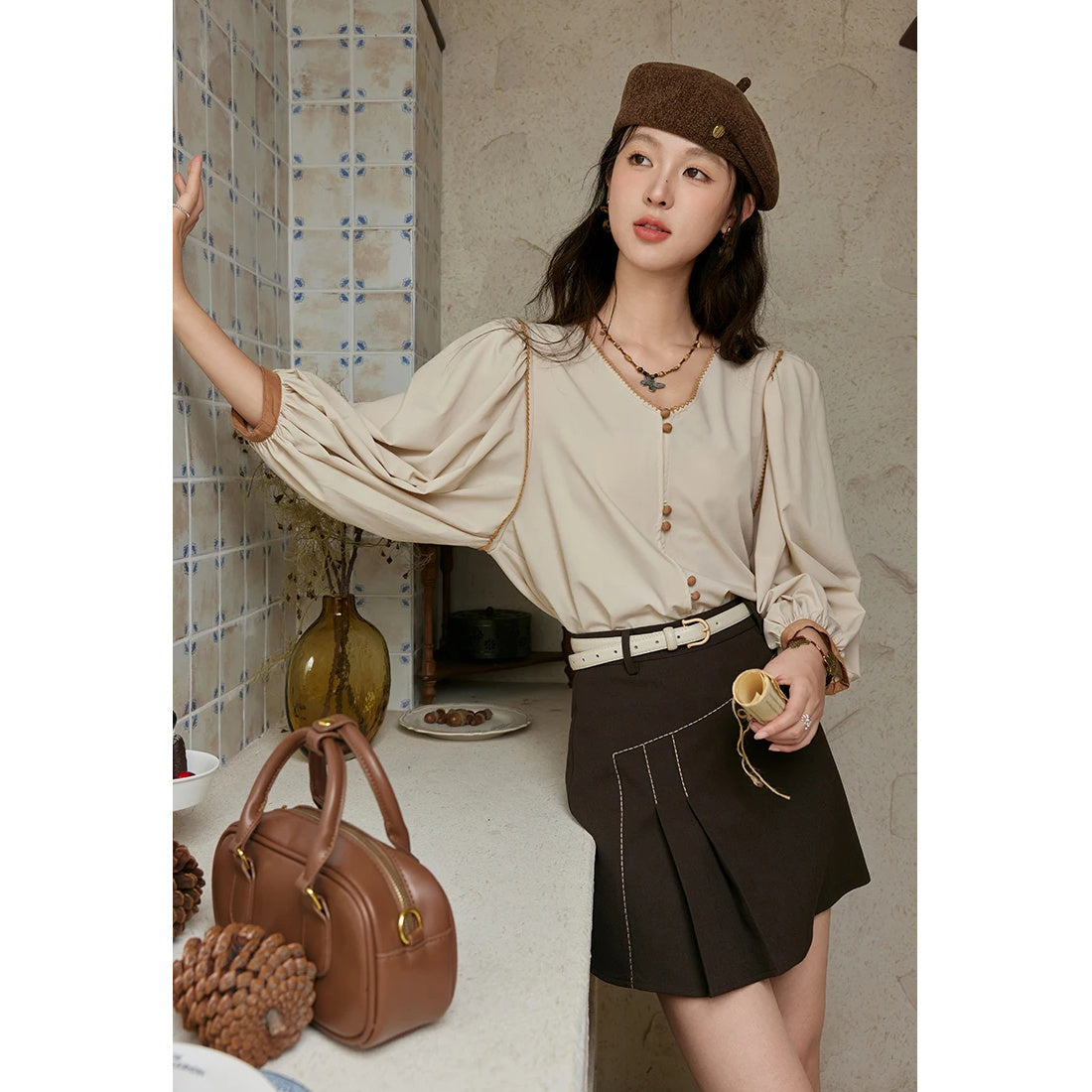 Camisa informal con mangas abullonadas y escote en V estilo retro francés para mujer