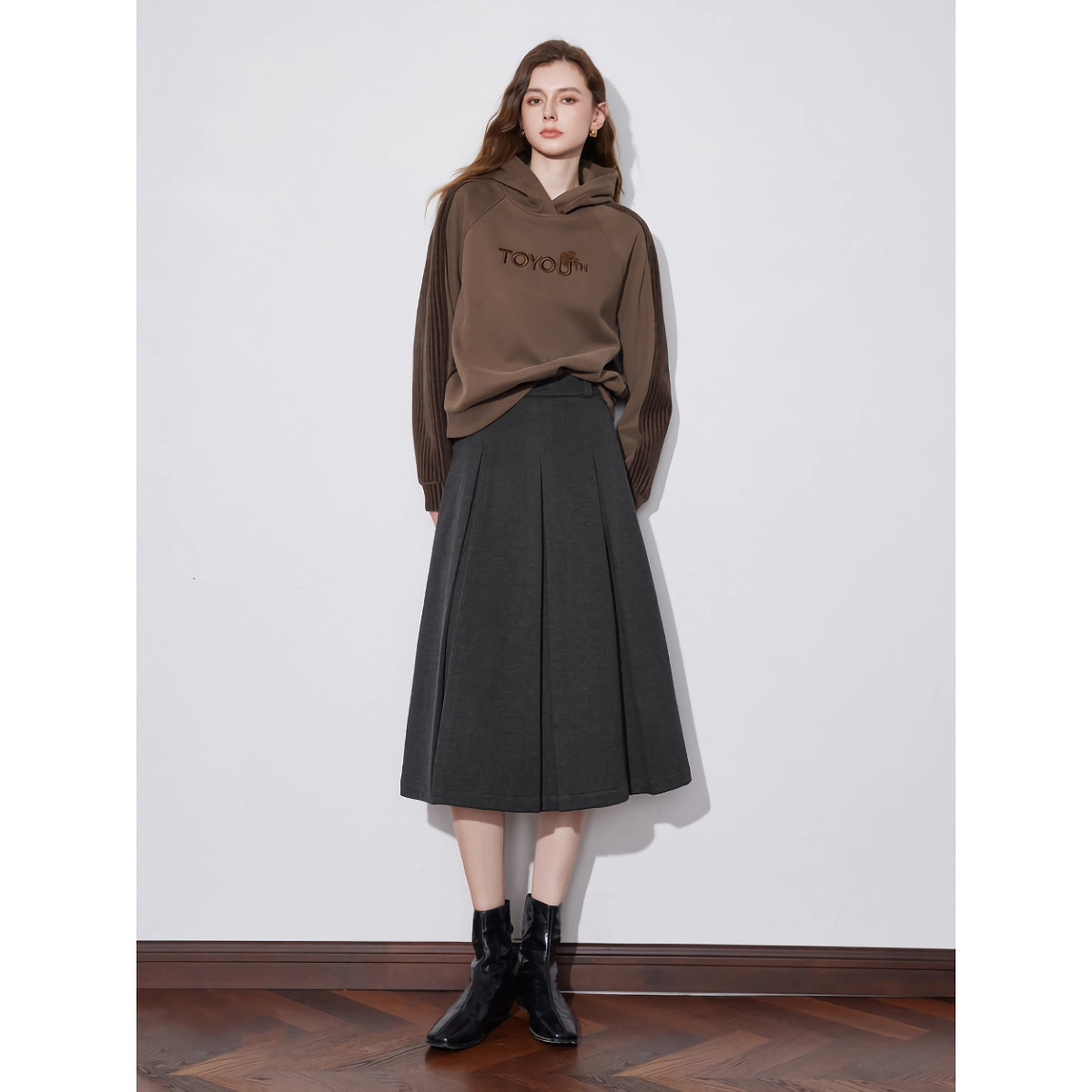 Damen-Kapuzenpullover aus Fleece mit Stickerei
