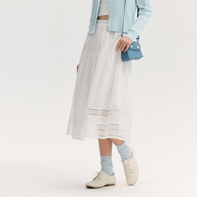 Falda midi elegante con dobladillo de encaje