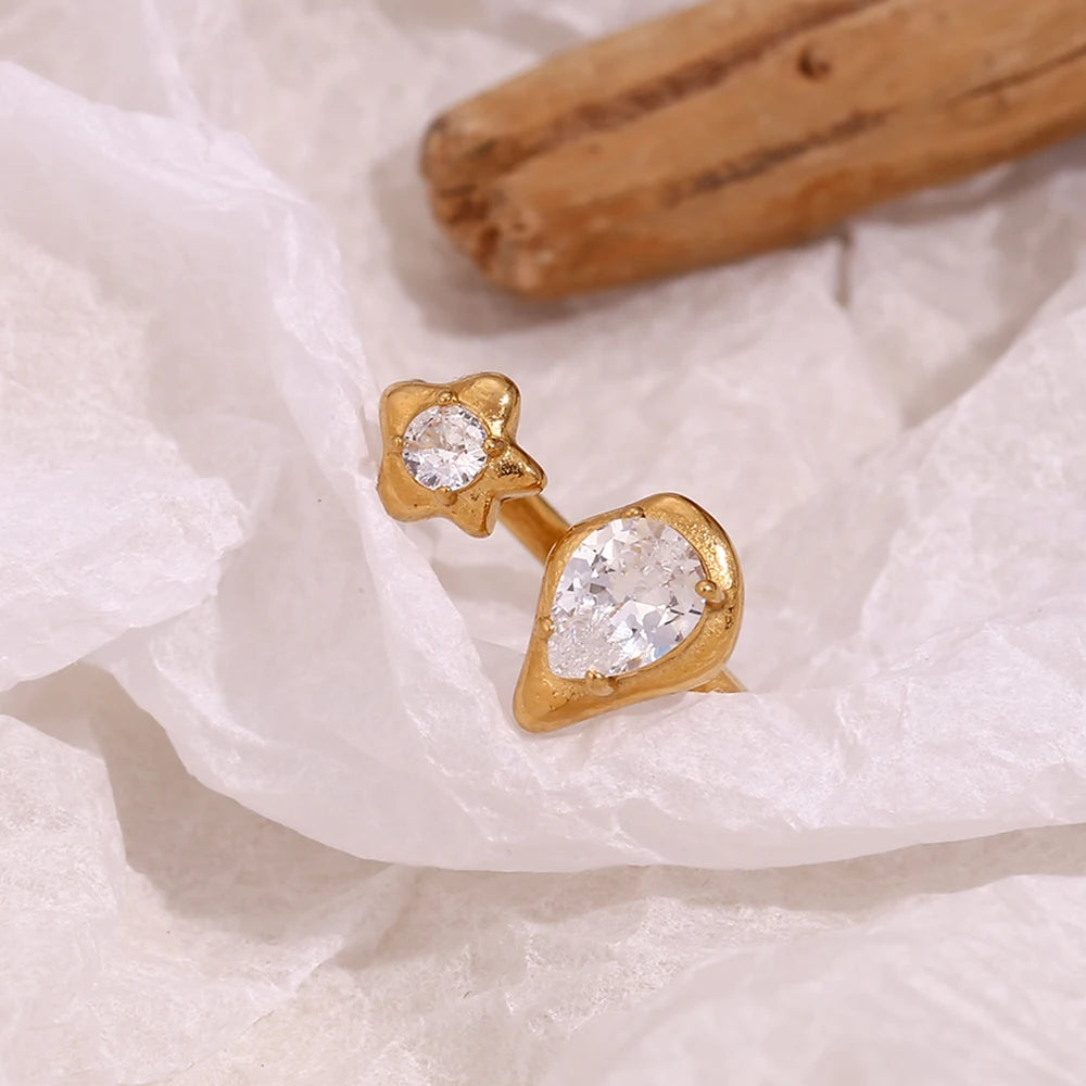 Anillo de estrella con gotas de agua asimétricas, acero inoxidable con circonitas bañado en oro de 18 quilates