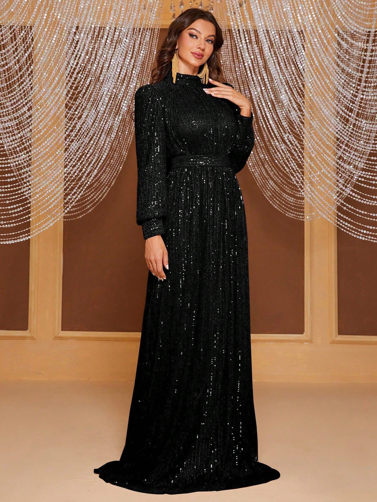 Vestido de noche largo con cuello alto y manga larga con lentejuelas de color puro, sencillo y elegante