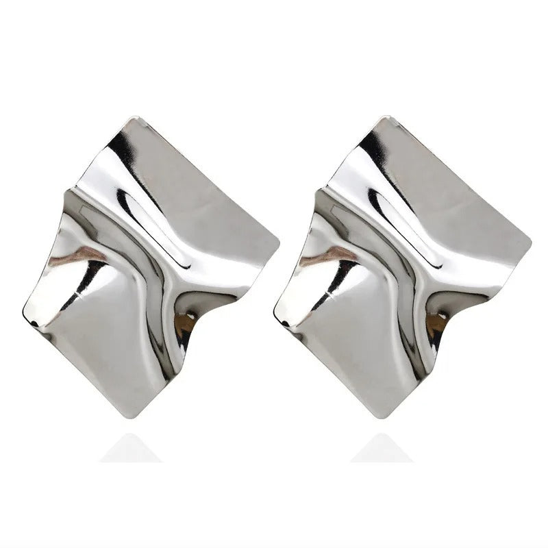 Pendientes vintage con diseño cuadrado