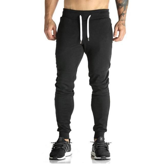 BEQUEME SPORTHOSE