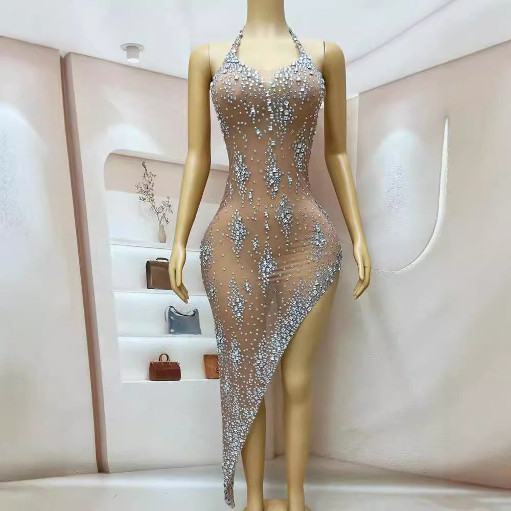 Vestido camisola de malla con aberturas en forma de diamante