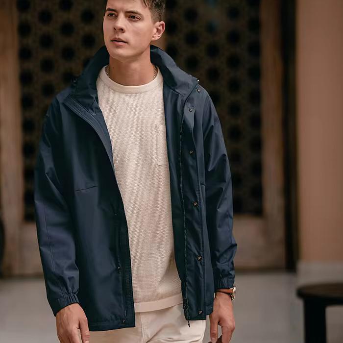 Chaqueta cortavientos softshell de gran tamaño para hombre con capucha desmontable