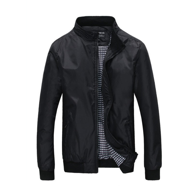 Chaqueta de cuello alto y corte entallado para hombre