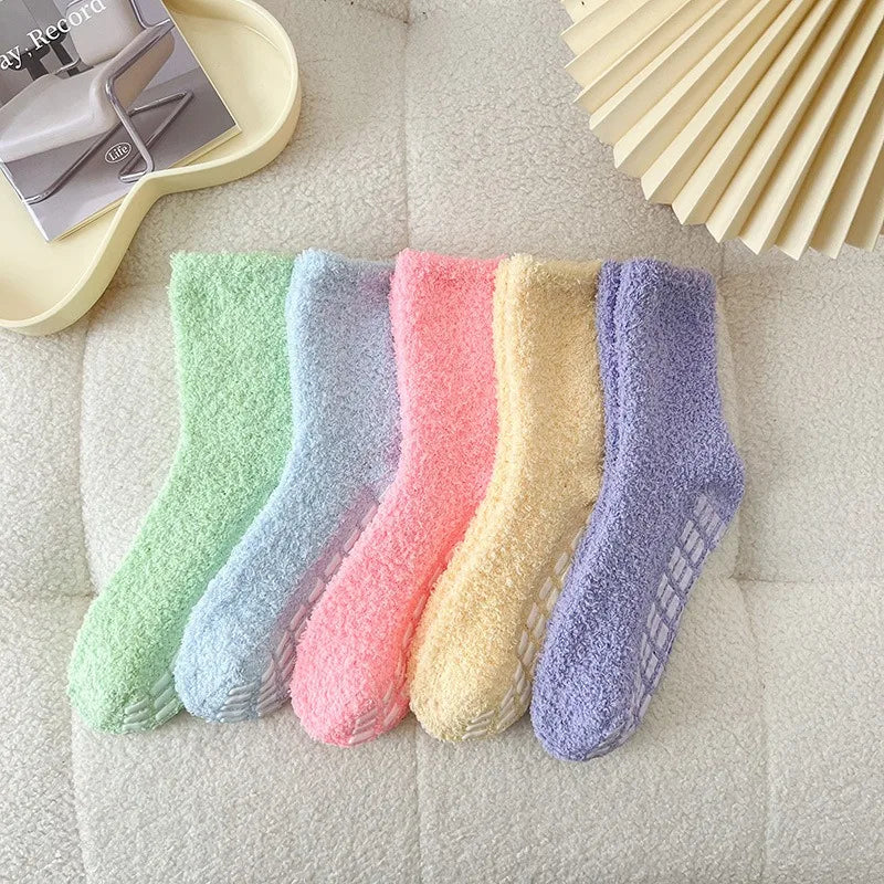 Kuschelige rutschfeste Indoor-Socken aus Korallensamt für Damen