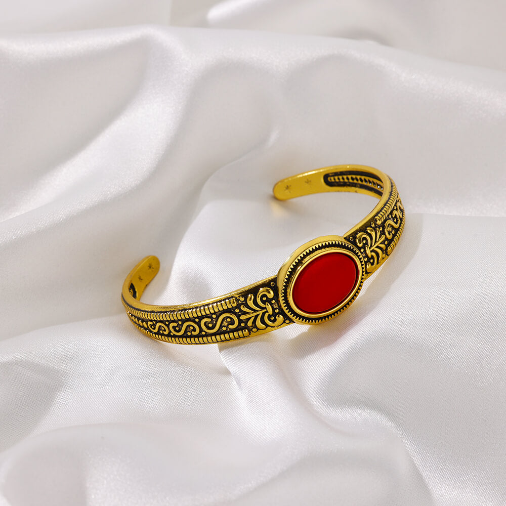 Elegantes Armreif aus Edelstahl mit Opal