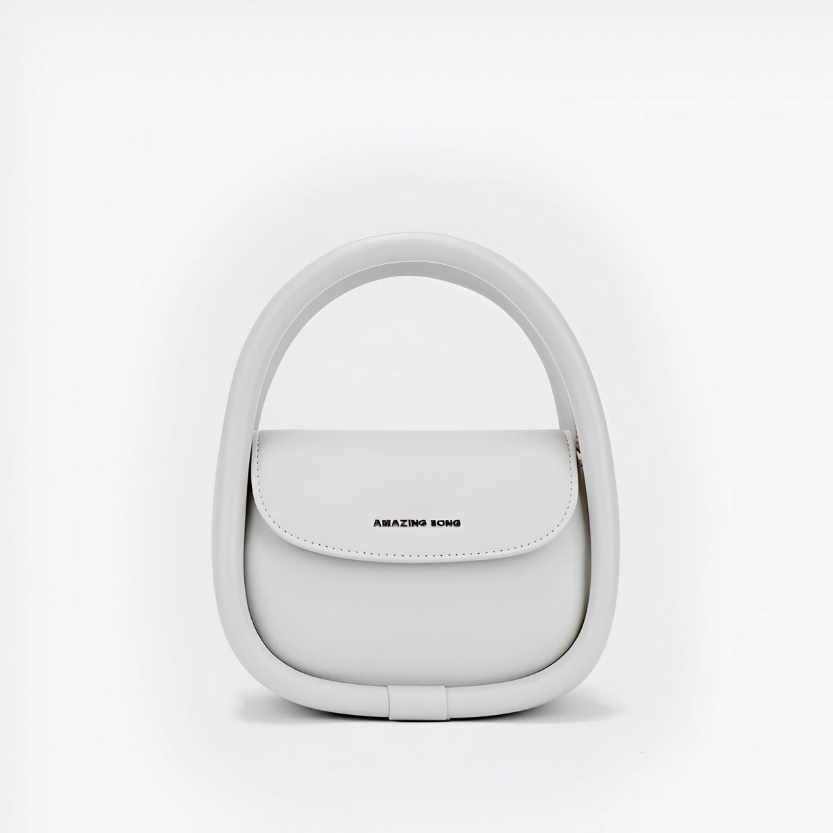 Bolso bandolera trapezoidal mediano de piel