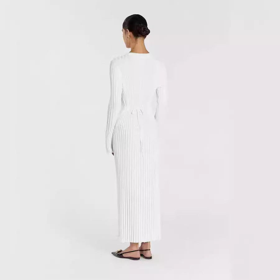 Nuevo vestido francés de corte A y cuello redondo