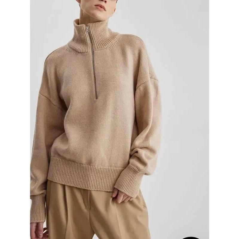 Suéter de punto con cremallera y cuello alto para mujer