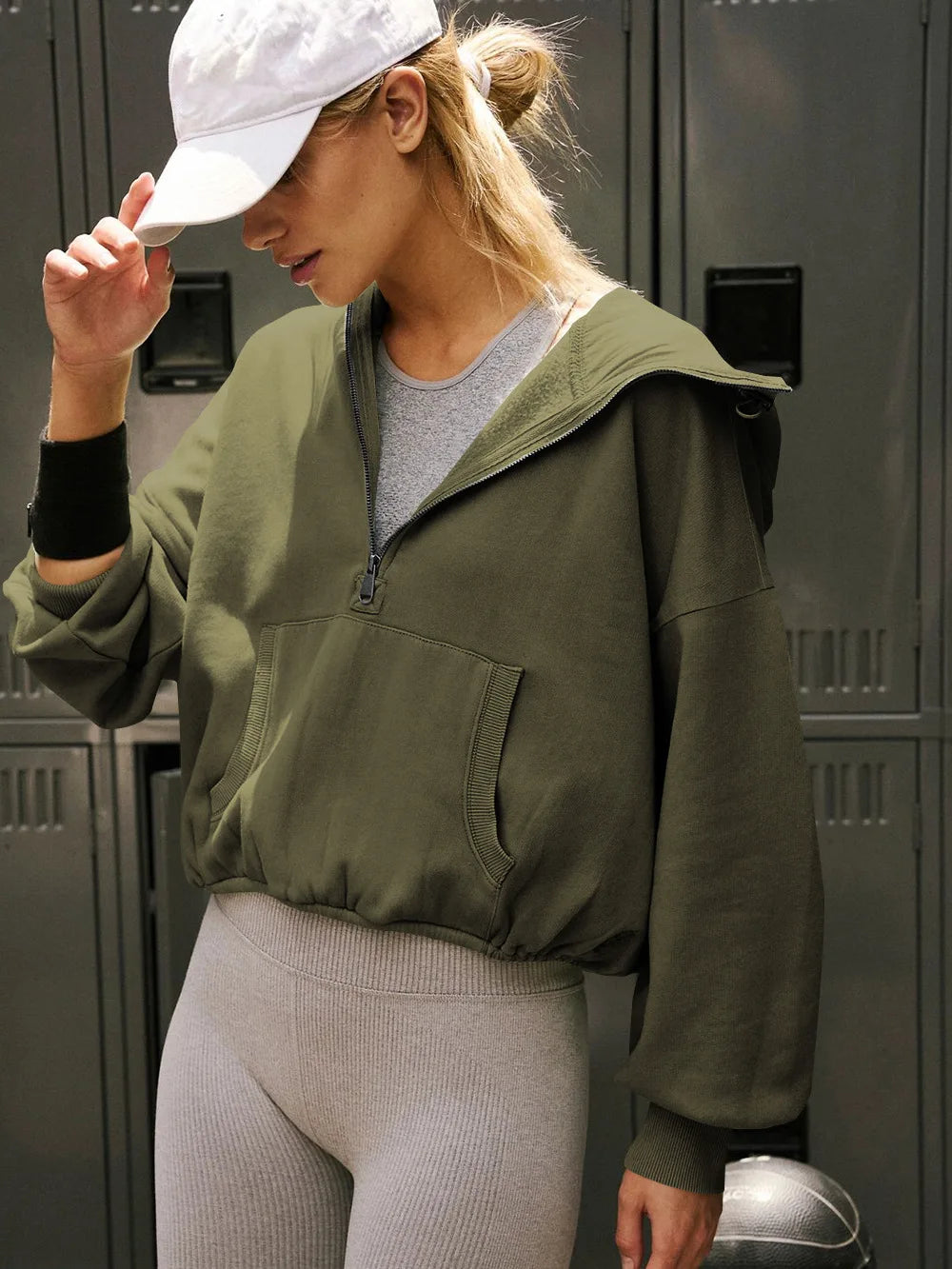 Schicker Streetwear-Hoodie mit halbem Reißverschluss und Taschen für Damen