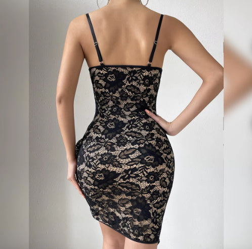 Vestido con tirantes finos y personalidad a la moda para mujer