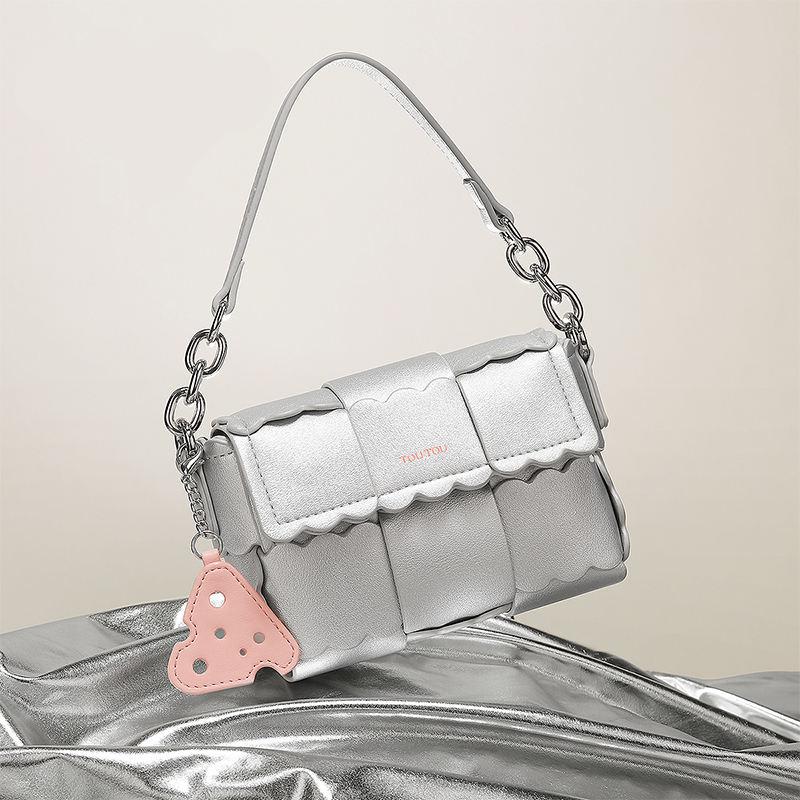 Elegante gewebte Kissenhandtasche