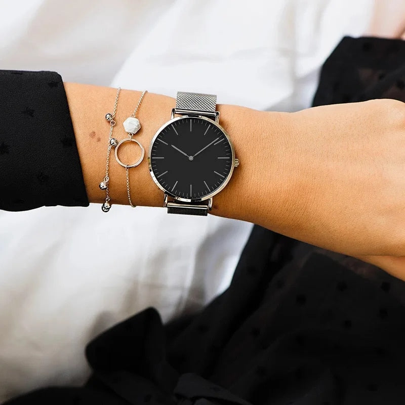 Luxuriöse Damenarmbanduhr in Roségold – elegantes Zeitmesser