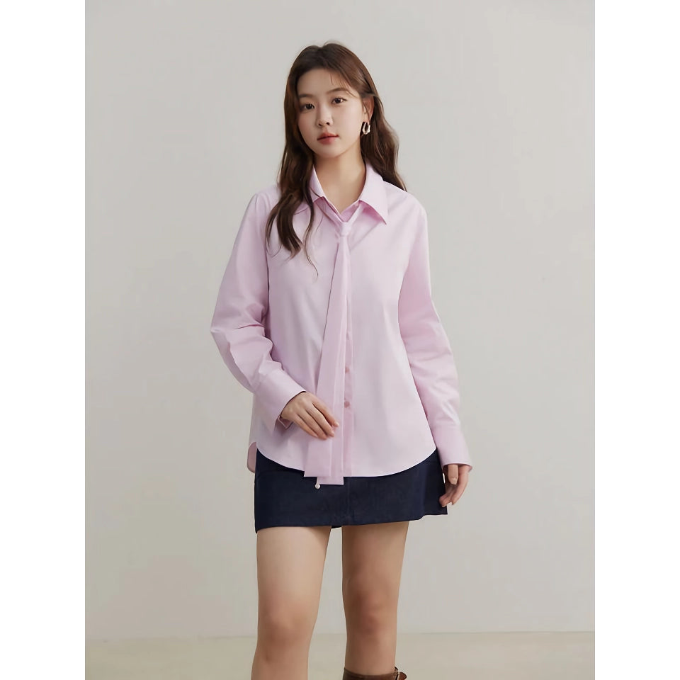 Elegante blusa de algodón egipcio de manga larga con cinta desmontable