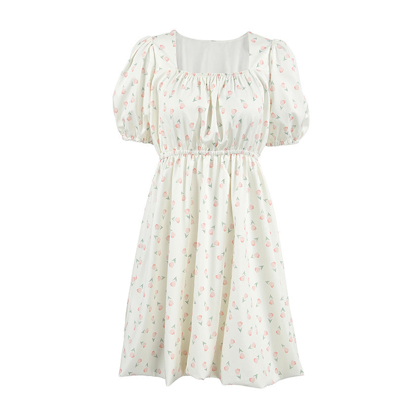 Elegantes französisches Kleid mit Blumenmuster und Puffärmeln
