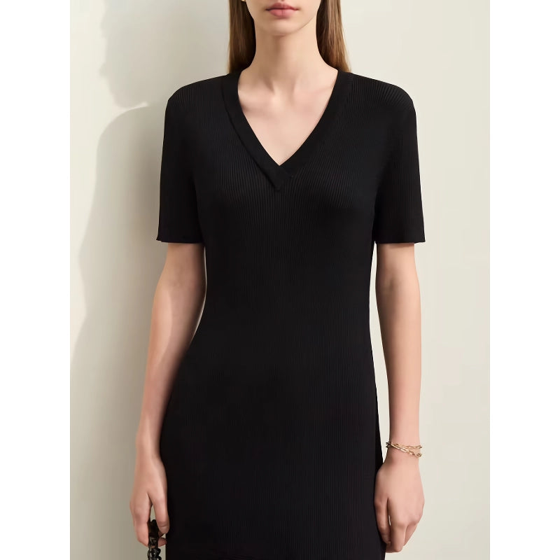 Vestido de punto con escote en V y mangas cortas unidas con gasa