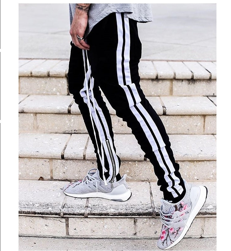Zwei Bars seitlich weiße Seite Retro Street Casual High Street kleine Füße geschnittene Hose