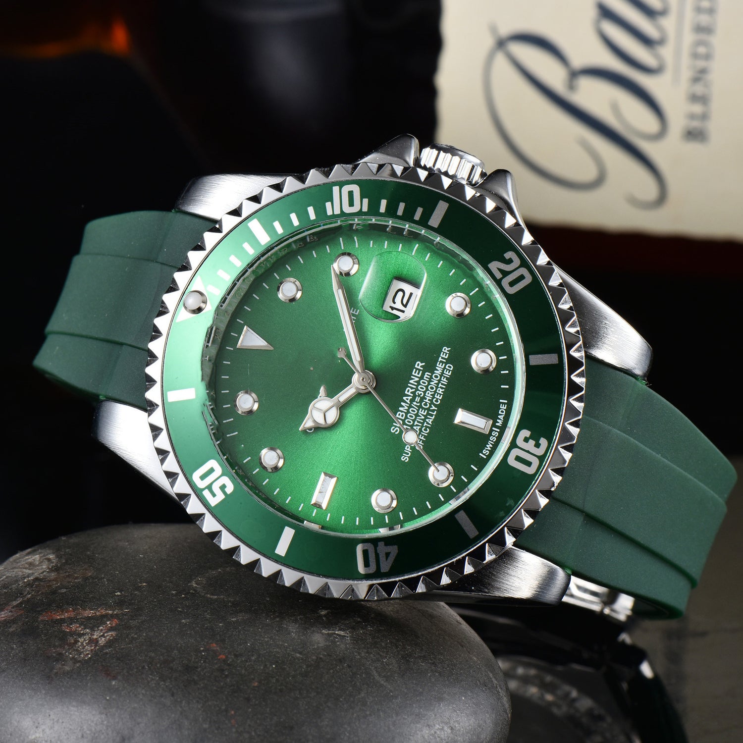 Men's Silicone Band Quartz Calendar Watch - Dazpy