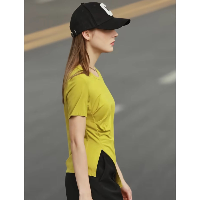 Minimalistisches asymmetrisches Kurzarm-T-Shirt mit Rundhalsausschnitt