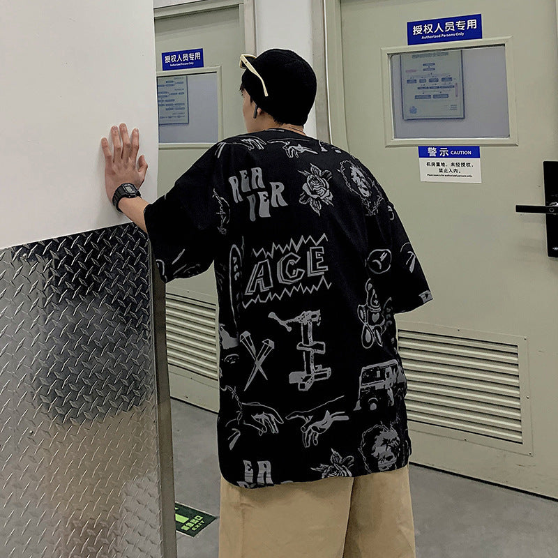 Hermosa camiseta de manga corta con estampado completo y cuello redondo con letras