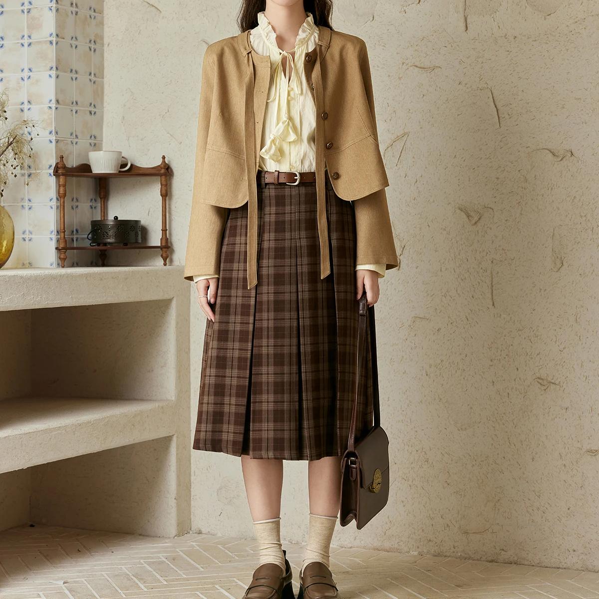 Schicke Herbst-Kurzjacke mit Schnürung für Damen