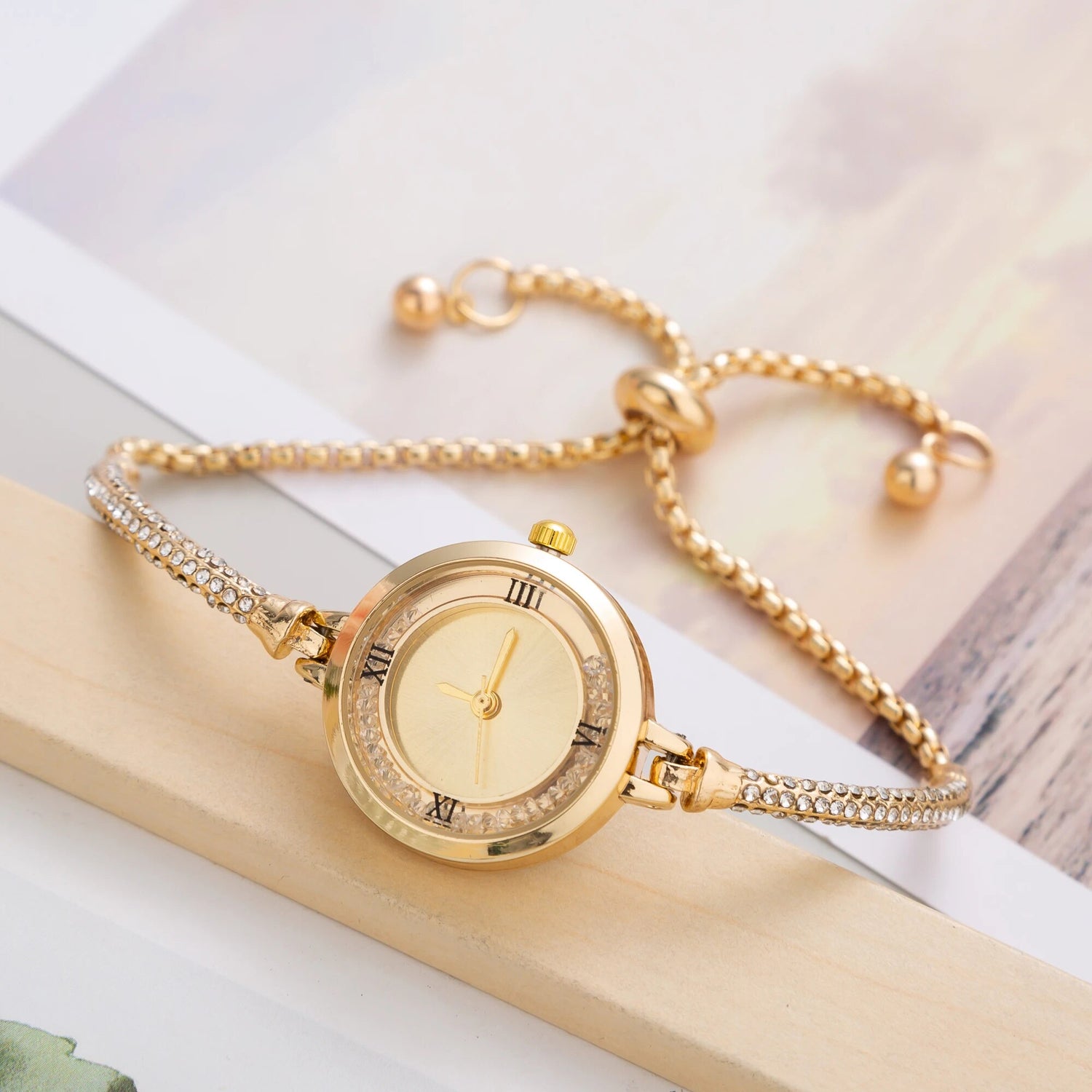 Luxuriöse, modische Quarzuhr für Damen – elegante Armbanduhr aus Edelstahl mit kleinem Zifferblatt