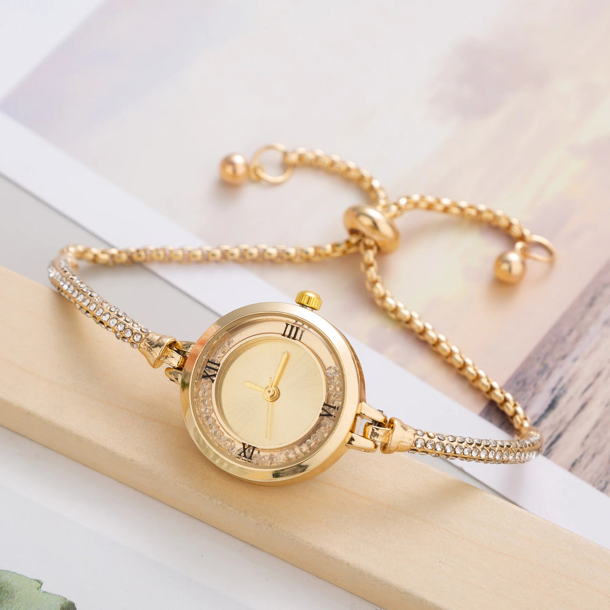 Luxuriöse, modische Quarzuhr für Damen – elegante Armbanduhr aus Edelstahl mit kleinem Zifferblatt
