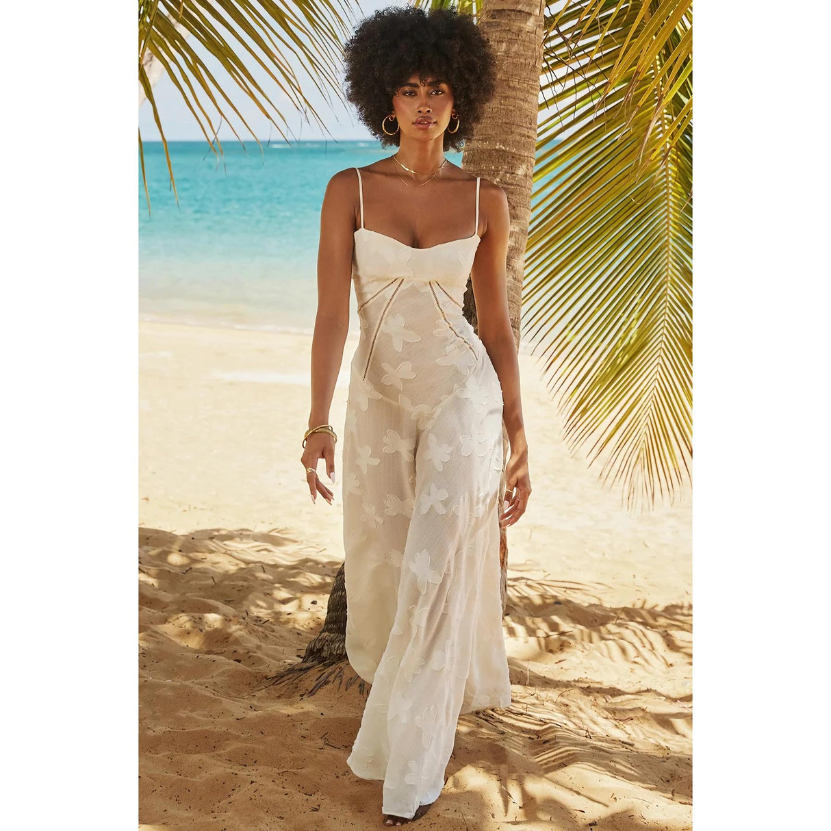 Elegante vestido midi con corsé en color beige con jacquard floral y espalda con cordones