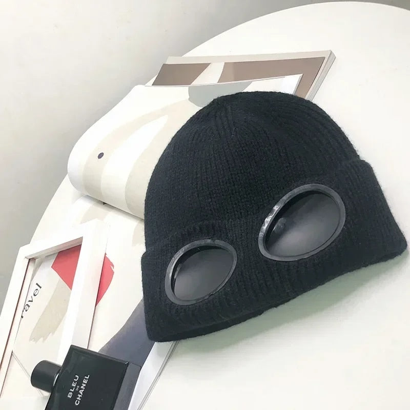 Gorro de invierno de punto con gafas integradas