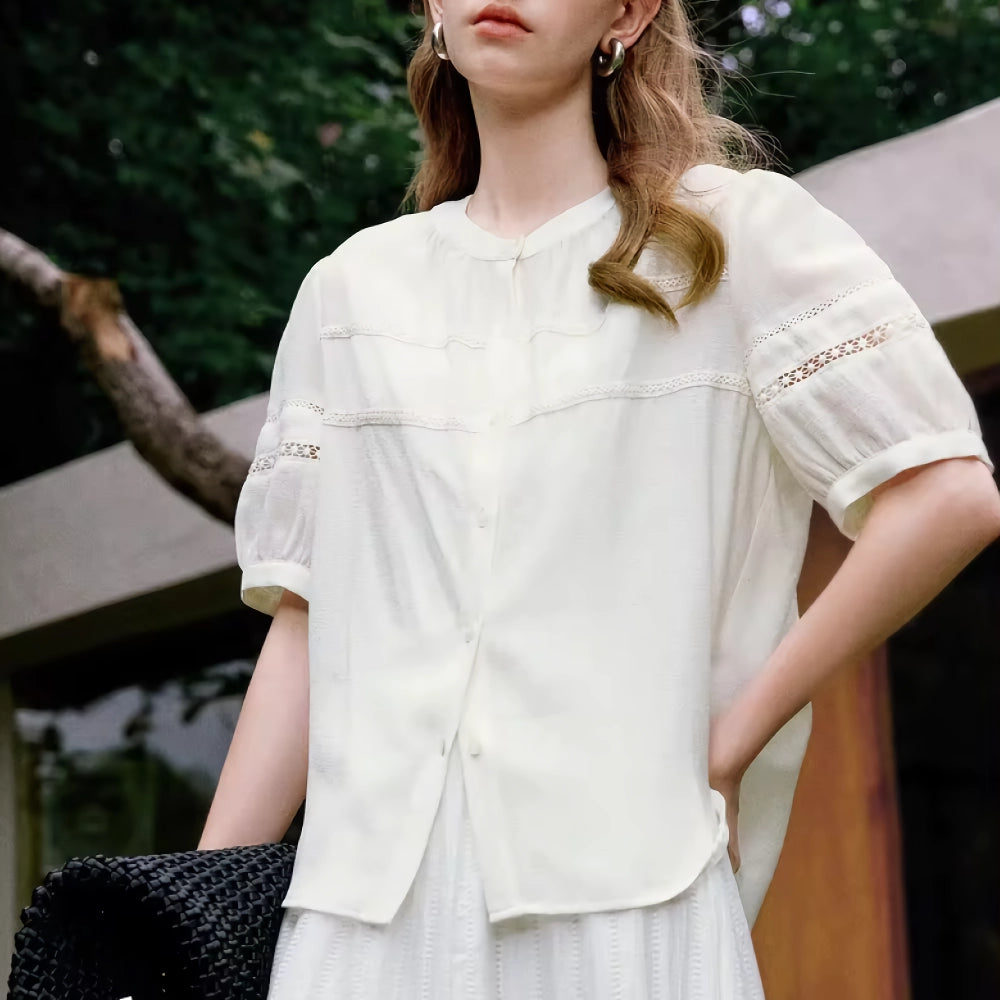 Elegante Bluse mit Puffärmeln aus Spitze