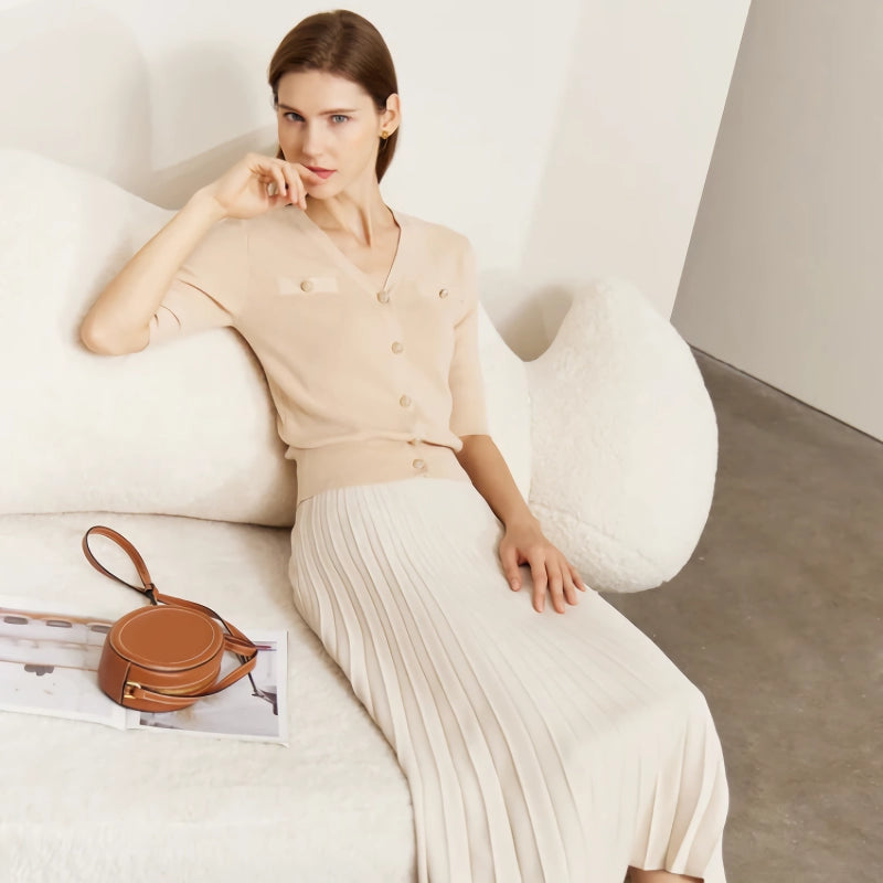 Elegante Strickjacke mit V-Ausschnitt