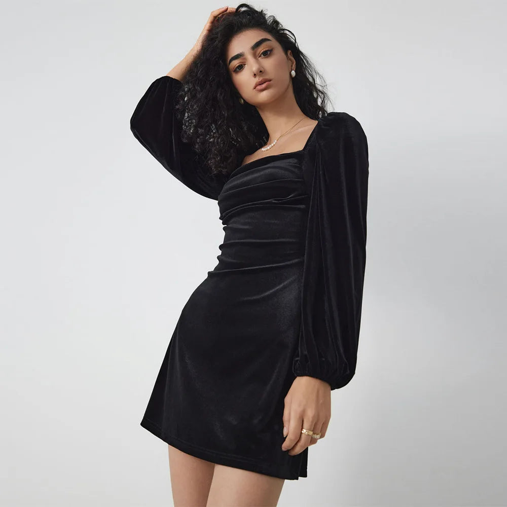 Vestido mini ajustado de terciopelo con escote cuadrado y manga larga para mujer