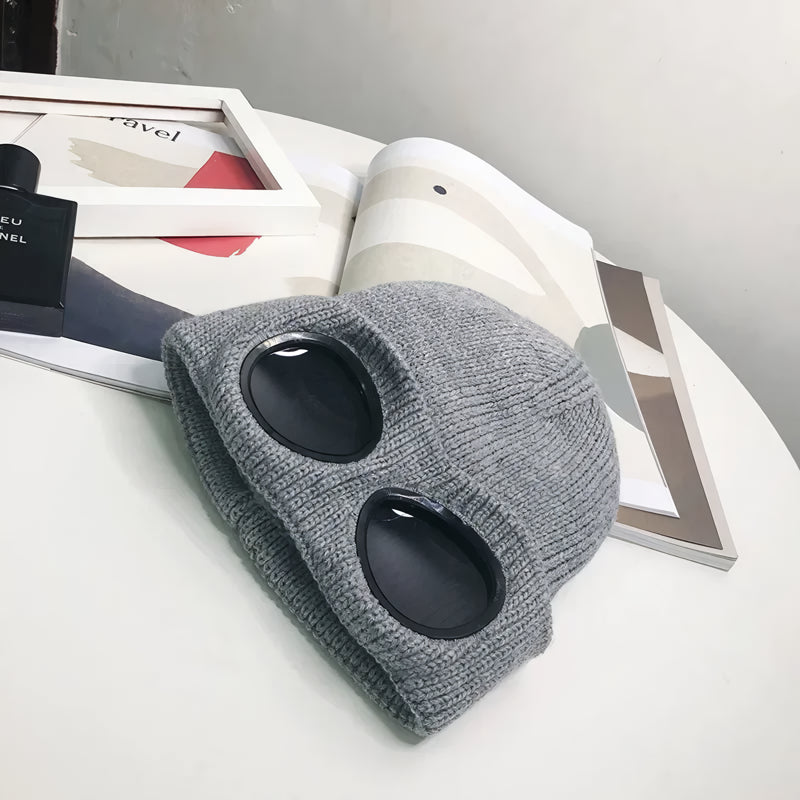 Gorro de invierno de punto con gafas integradas