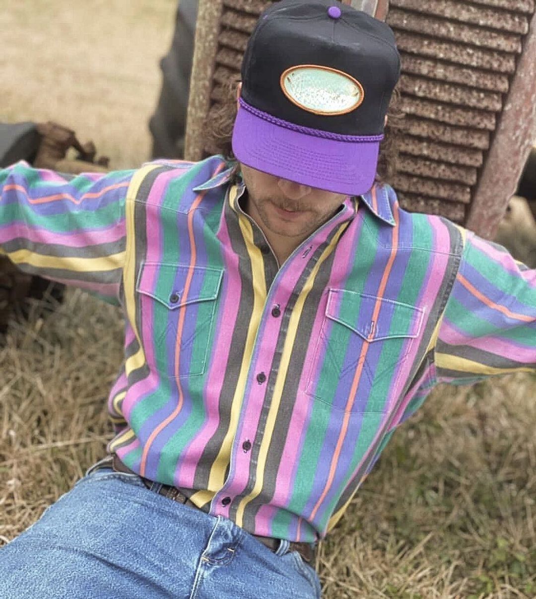 Camisa informal de manga larga holgada con estampado retro a rayas para hombre