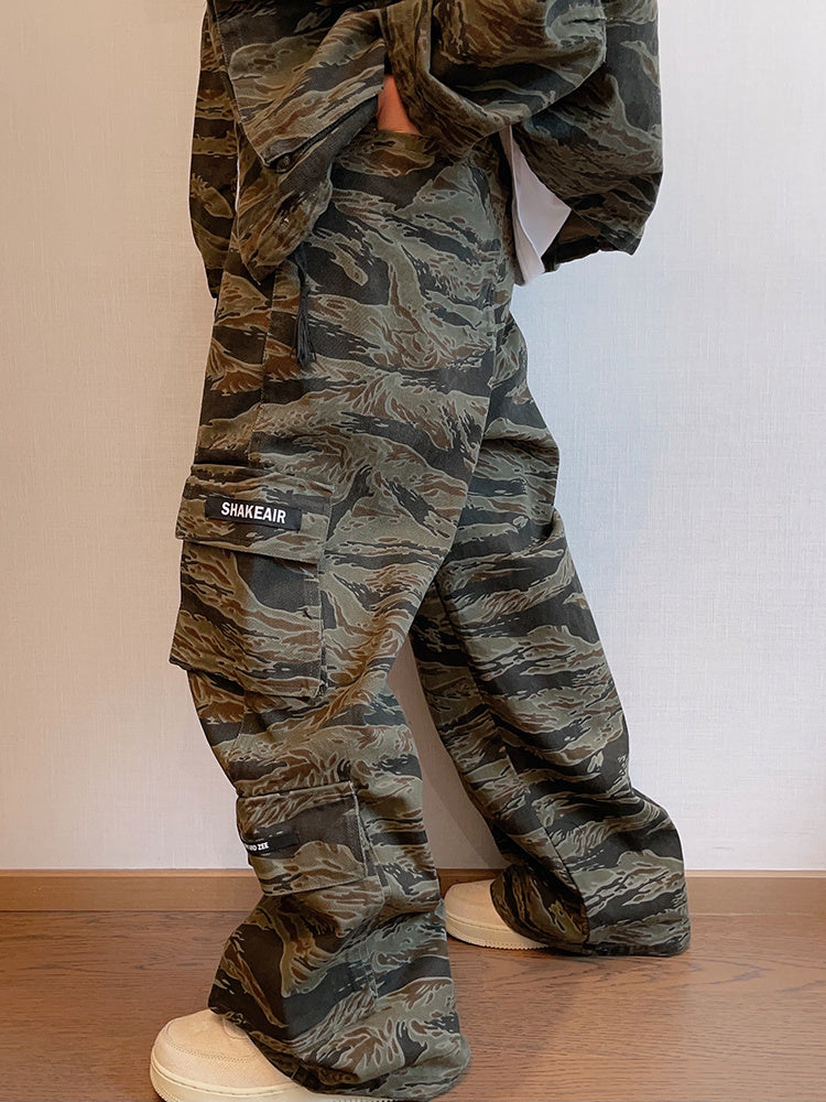 Pantalones de pierna recta para hombre con bolsillos y estampado de tigre holgados y camuflaje