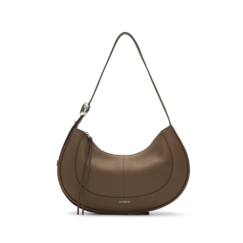Elegante bolso de mano de piel con gran capacidad