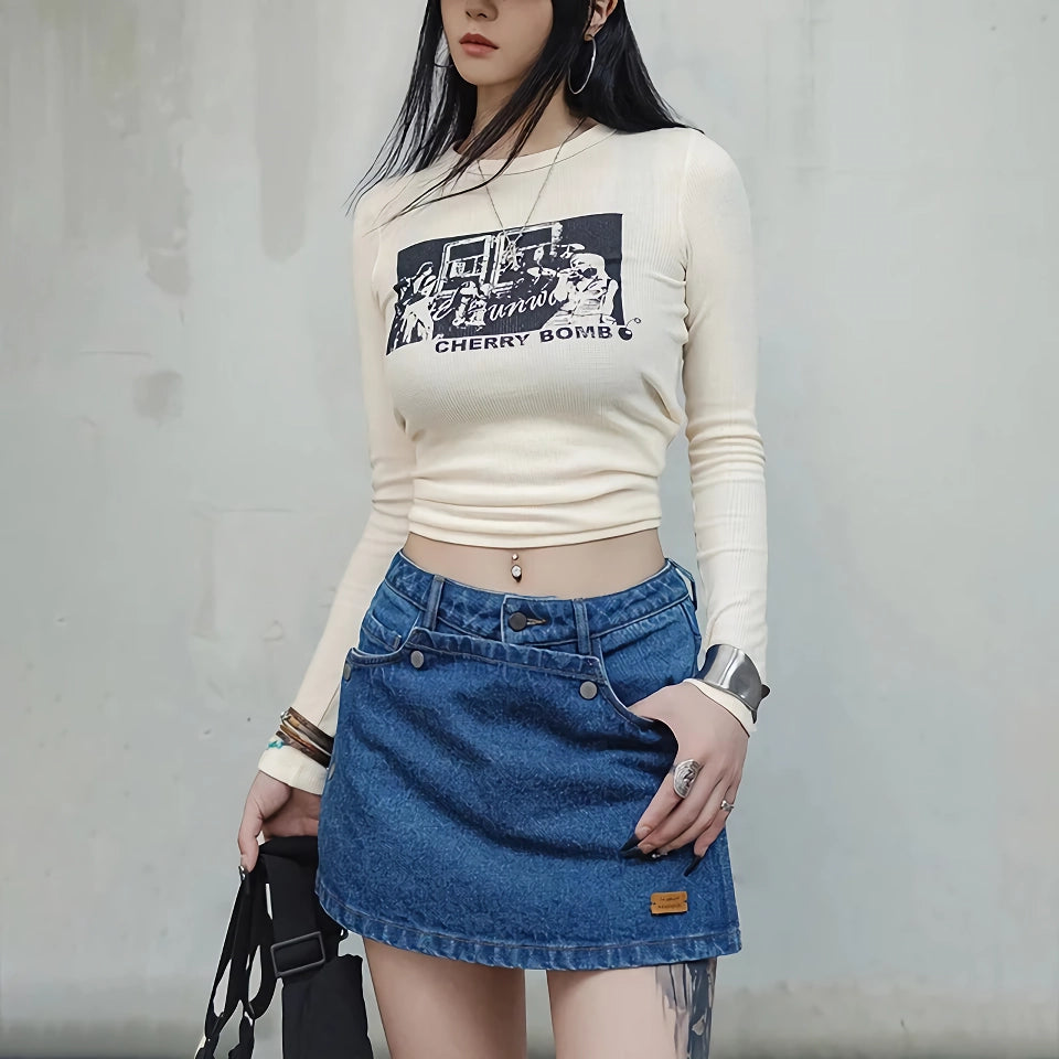 Cherry Bomb Langarm-T-Shirt mit schmaler Passform für Damen