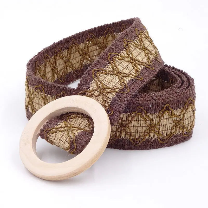 Cinturón de encaje de crochet estilo bohemio con hebilla de madera