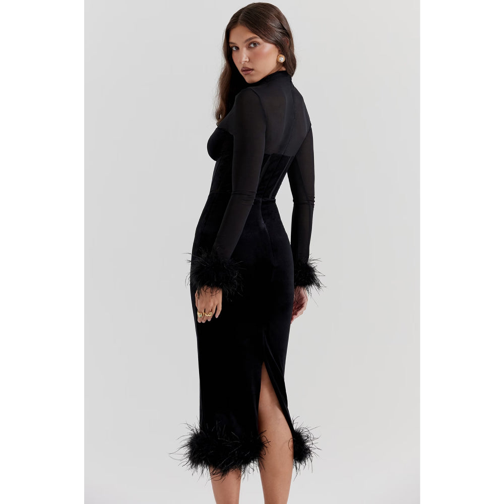 Elegante vestido midi sexy con plumas