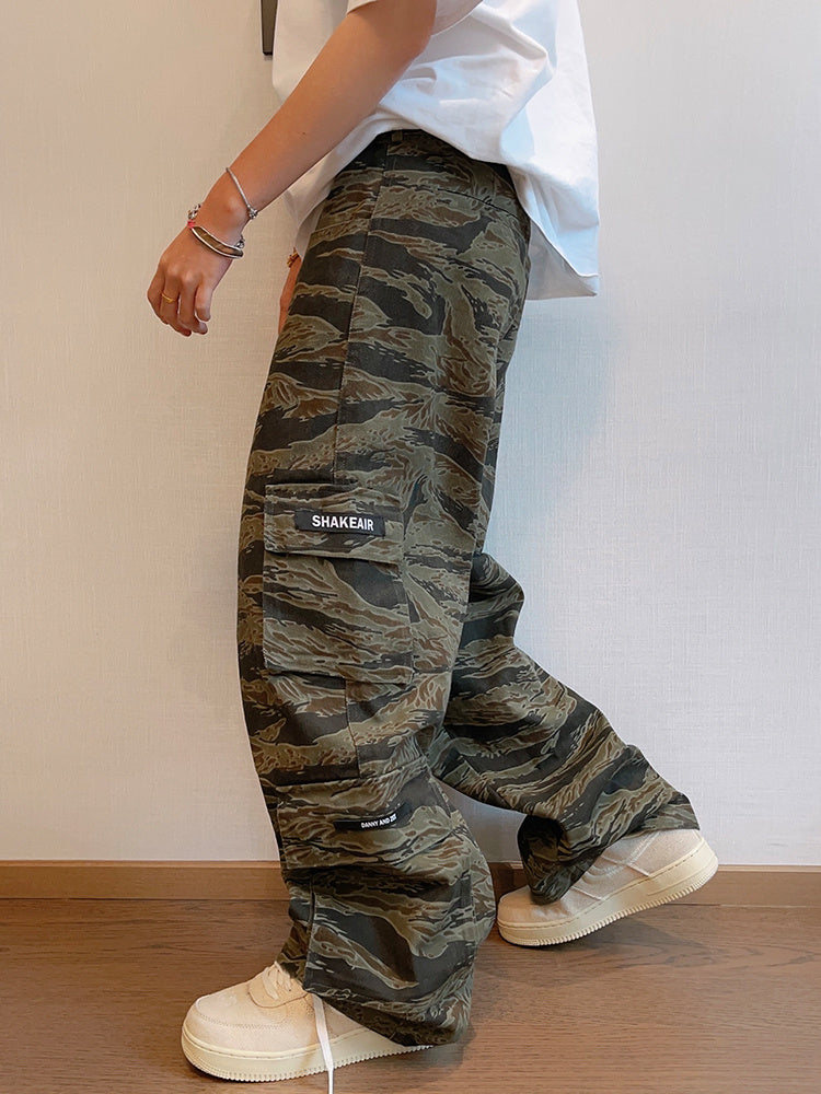 Pantalones de pierna recta para hombre con bolsillos y estampado de tigre holgados y camuflaje
