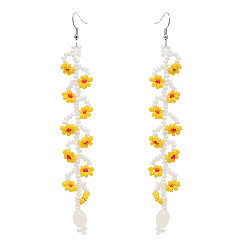 Pendientes largos con borlas de resina