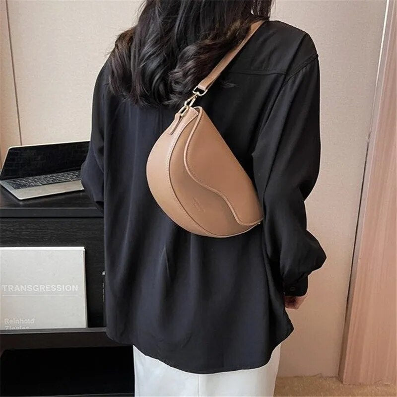 2024 Trendy Pillow Schultertasche für Damen: Crossbody & Messenger Style