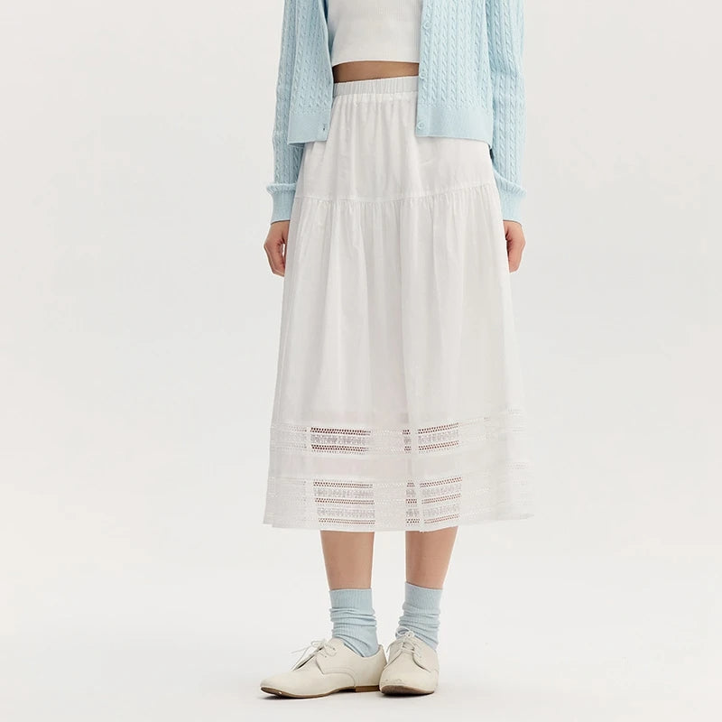 Falda midi elegante con dobladillo de encaje