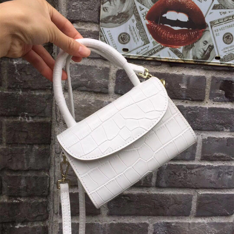 Fashionable leather handbags - Dazpy