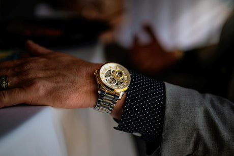 Statement Watches vs Minimal Watches: What Your Style Says About You