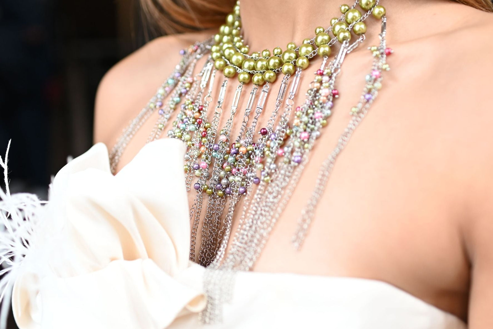 Why Jewelry Trends Repeat Every 20 Years: The Fashion Cycle Explained